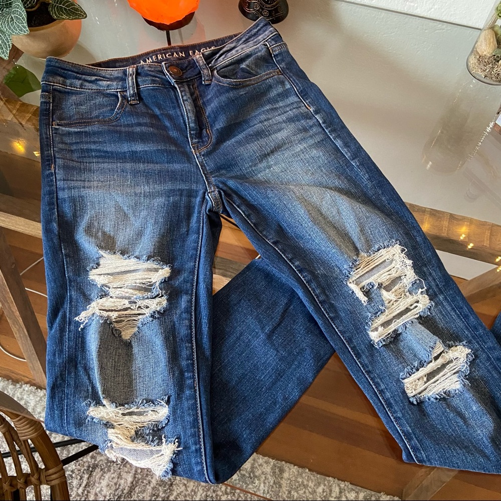 American Eagle Dark Wash Ripped Skinny Jean